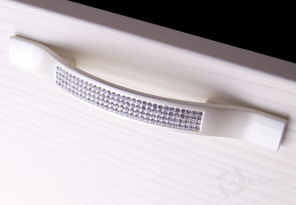 Ручки мебельные Ручка мебельная 401 м.ц.96мм замак/кристаллы перламутровая RZ401U.096PP