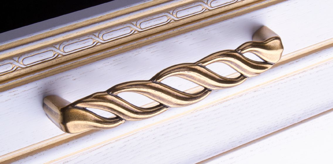 Ручки мебельные Ручка WMN695.128, м.р.128мм, покрытие состаренное золото 00А8 WMN695X128M00A8