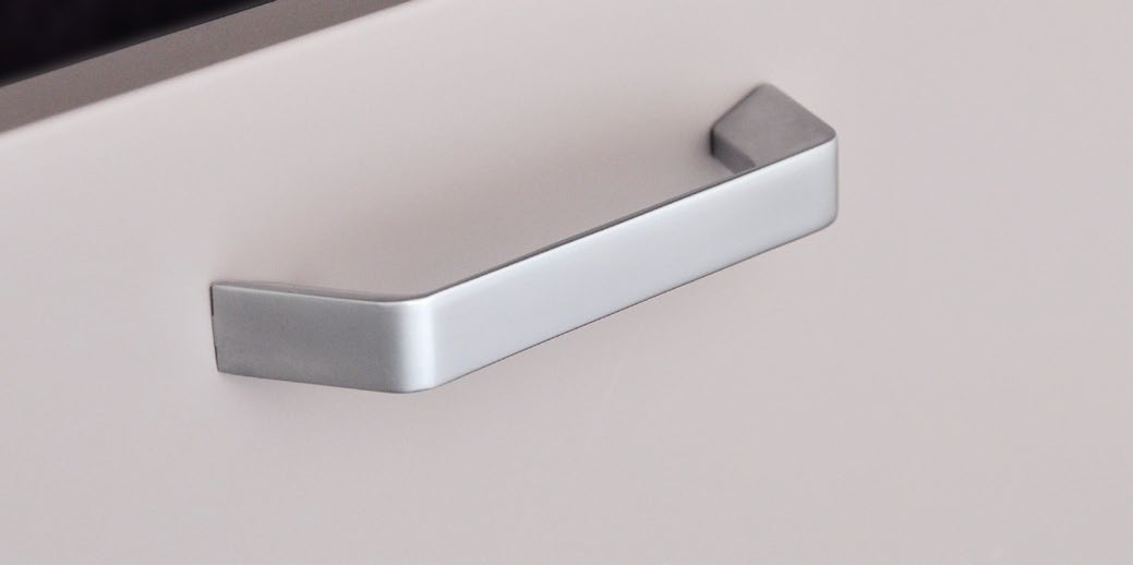 Ручка мебельная Gloss, м.ц. 128 мм, жемчужный хром